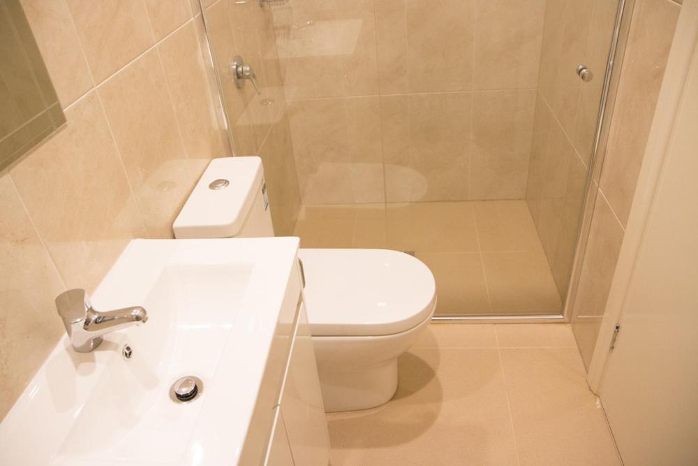 Отель T&M House Strathfield Экстерьер фото
